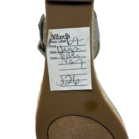 Michelle‎ D Silver Buckle Hugs Strappy Wedge Espadrille Sandals Size 7M - Picture 11 of 12